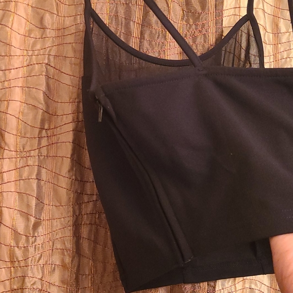 Top - Picture 2 of 2